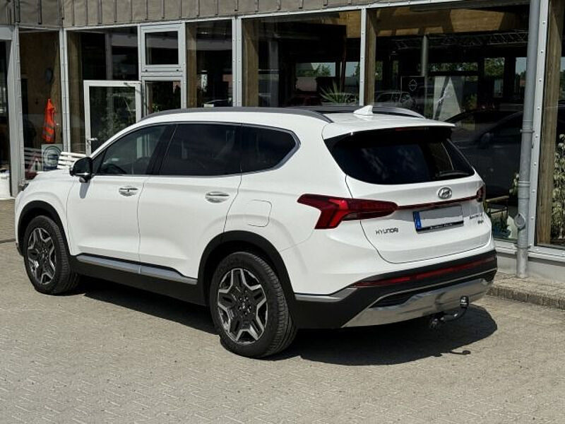 Hyundai Santa Fe Prime Plug-In Hybrid 4WD